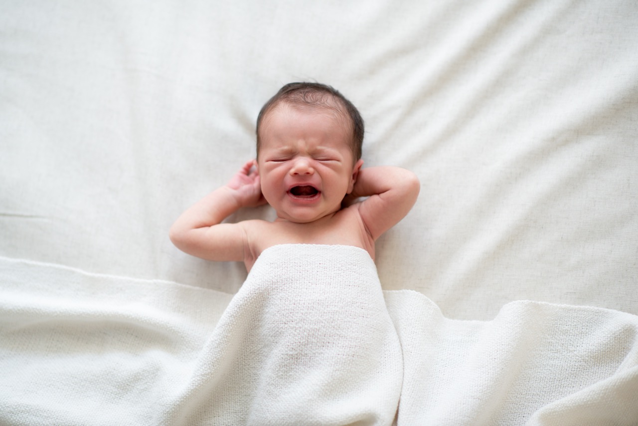 Koliken bei Babys: Ursachen, Symptome & Hilfe