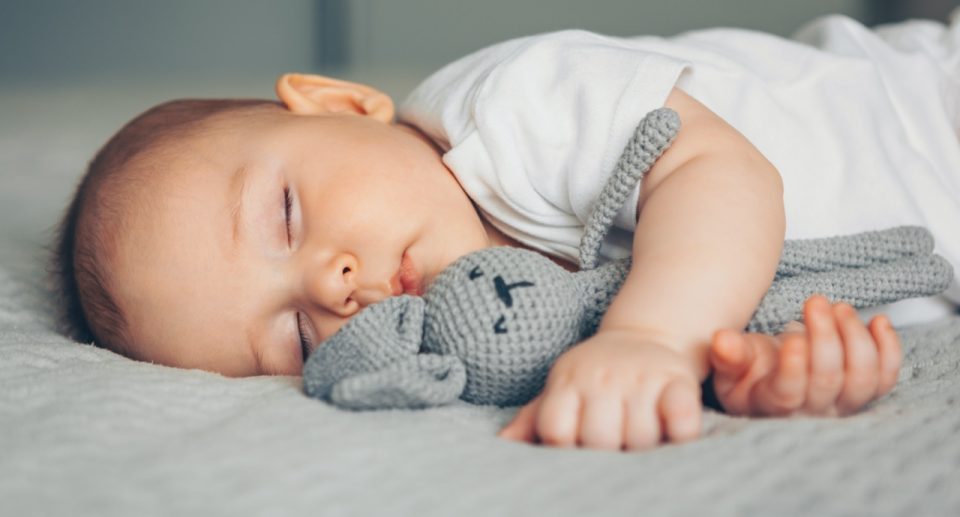 Die 4-Monats Schlafregression: Warum euer Baby plötzlich schlechter schläft und was hilft